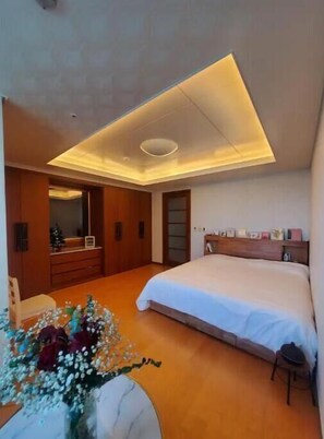 3 bedrooms