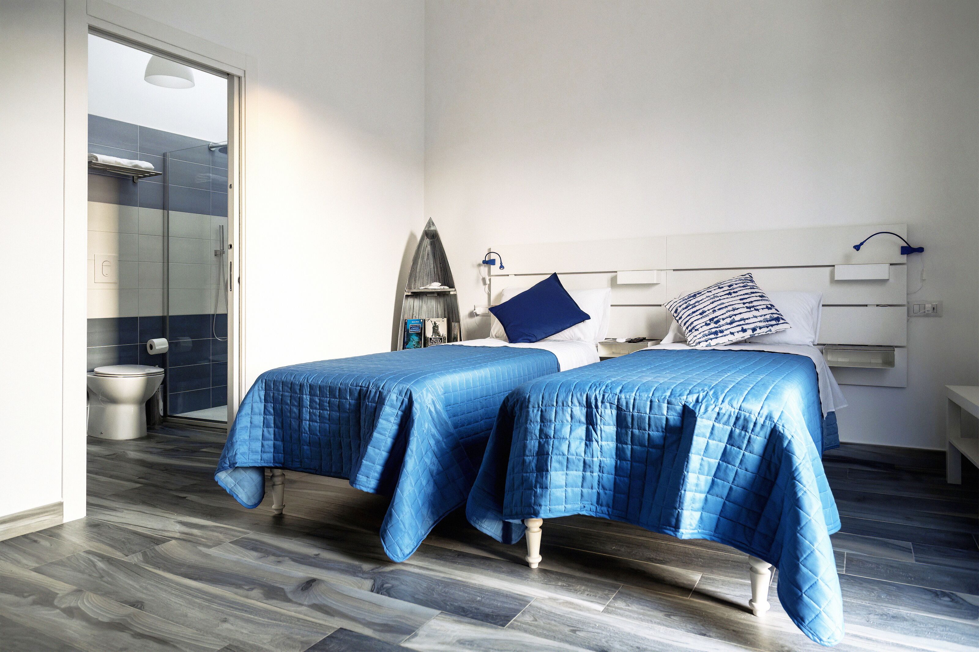 Standaard kamer, 1 twee- of 2 eenpersoonsbedden | Luxe beddengoed, donsdekens, individueel gemeubileerd