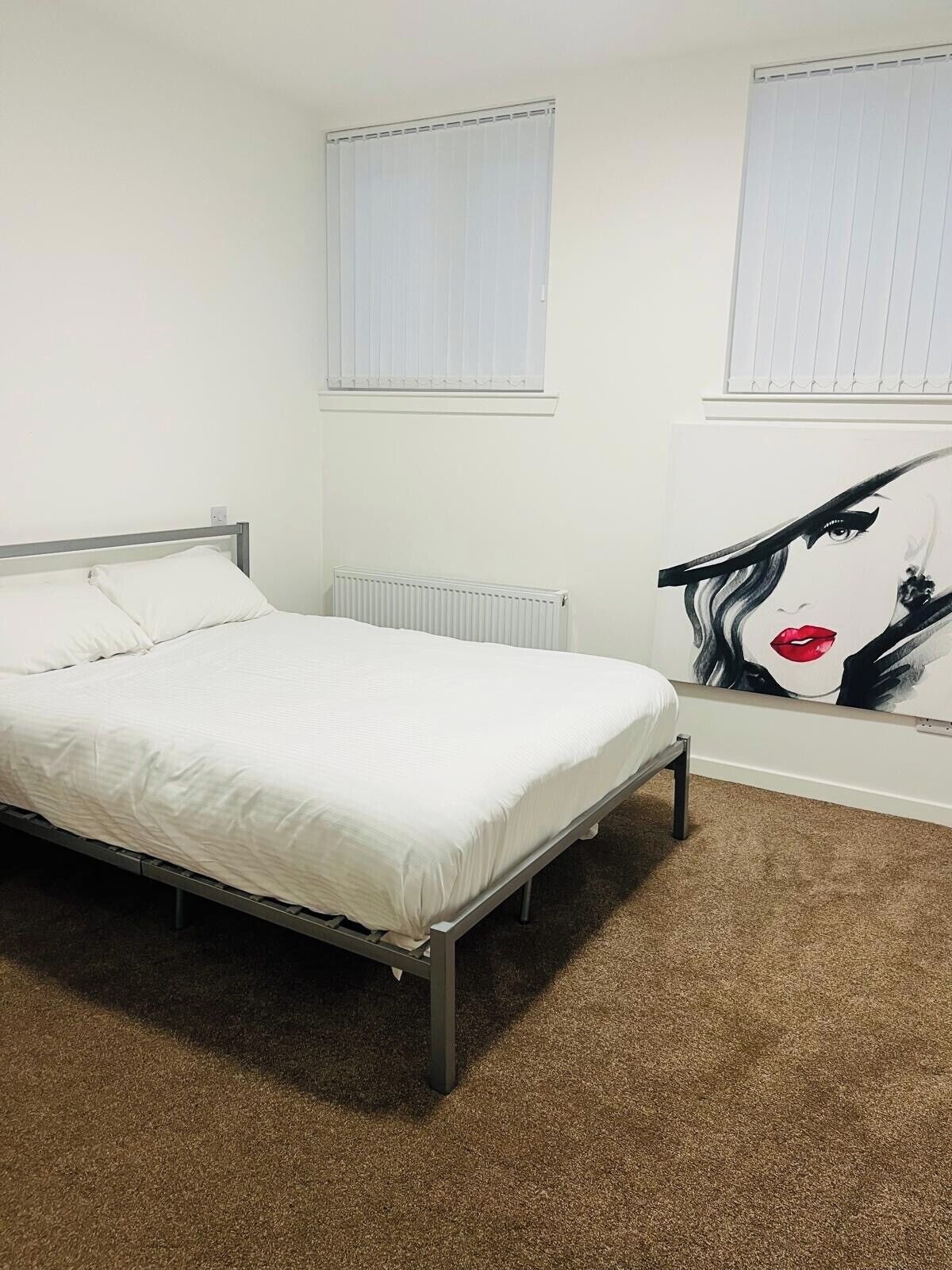 3 عدّة غرف نوم ومكواة/لوح كي وواي فاي مجانًا وملاءات أسرّة