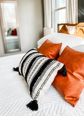 2 habitaciones, tabla de planchar con plancha y wifi gratis 