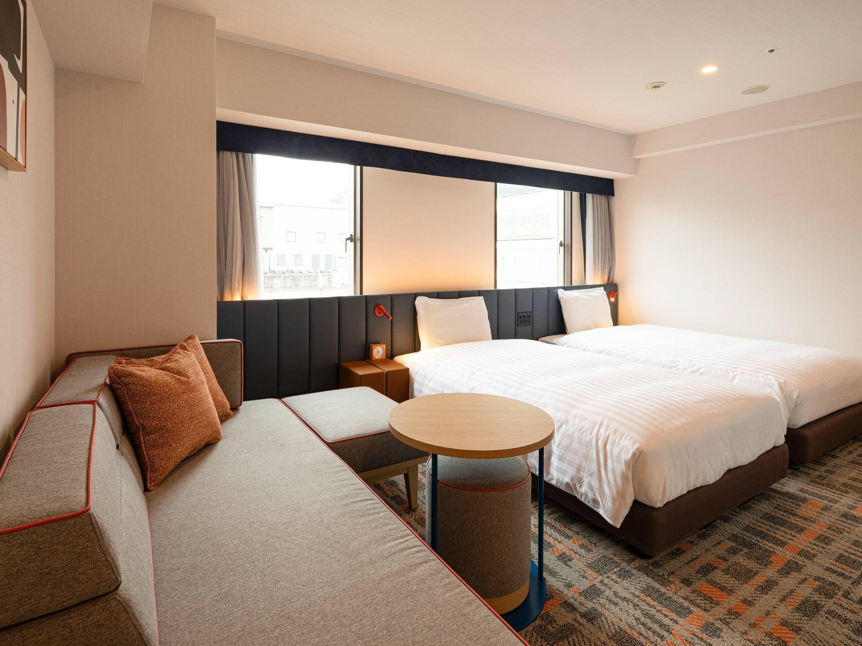 Room, 2 Single Beds, Non Smoking | 1 bedroom, in-room safe, desk, blackout curtains