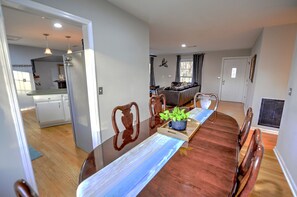 Dining - Central Island Home (Charleston)