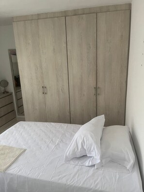 4 habitaciones, wifi y ropa de cama 