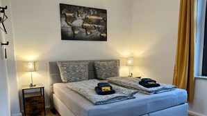 1 室のベッドルーム、アイロン / アイロン台、旅行用ベビーベッド、WiFi (無料)