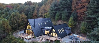Stunning Double A-Frame - Mountain Views - Hot Tub