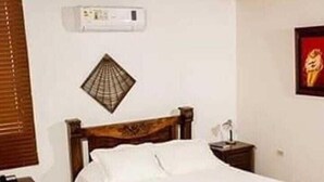 Comfort Double Room | Desk, free WiFi - Hostal La Casona Vieja (Valledupar)