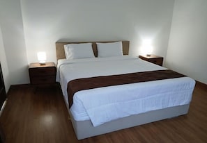 Premium bedding, individually decorated, individually furnished - Hotel pondok putri (Cijulang)