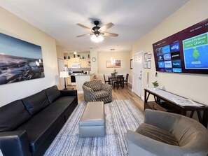 Smart TV, ping pong - 11-205 great location close to Disney at Legacy Dunes Resort Kissimmee Florida (Kissimmee)