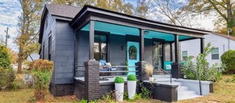 3/2 Near the visitor center, 0.5 mile from the square