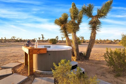 El Dorado Oasis - Stunning 5-Acre Property, Endless Views, Hot Tub, Cowboy Pool