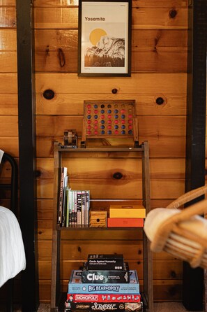 Spielezimmer