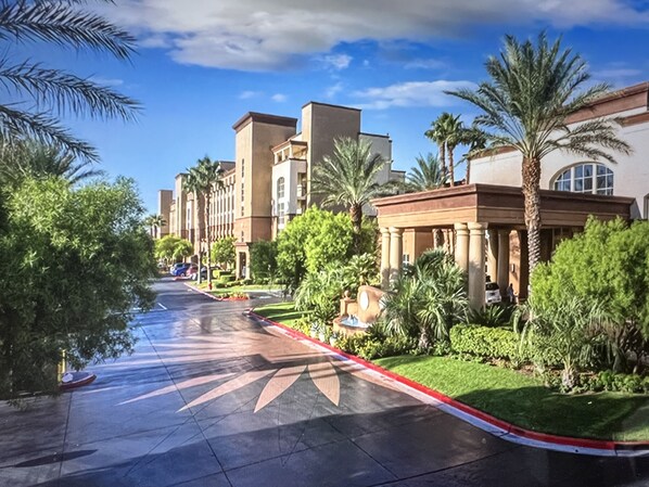 Property grounds - Las Vegas get away during Super Bowl (Las Vegas)