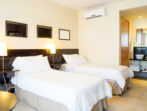 1 Schlafzimmer, Schreibtisch, WLAN, Bettwäsche