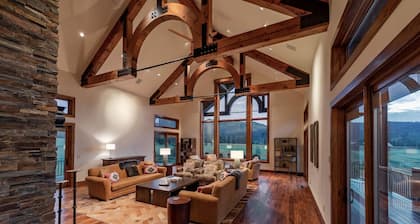 Ranch Oasis-Families & Retreats on a Working Wyoming Ranch