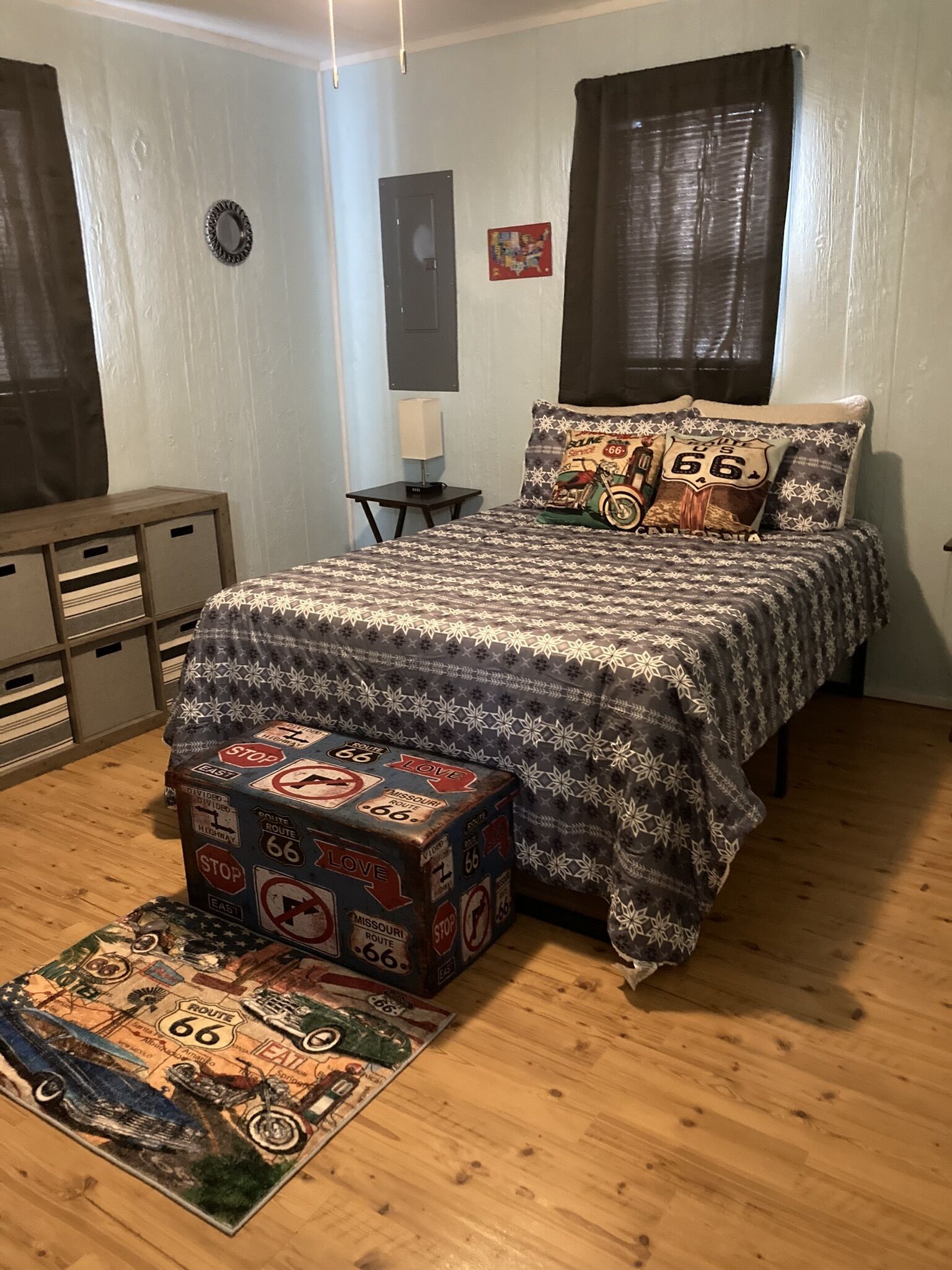 Cozy Tiny House close to outdoor activities - 3 minutes to Pipestem State Park!