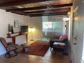 Living area - Boho Chic 1 Biltmore/Airport/City Center/Sports/EV (Phoenix)