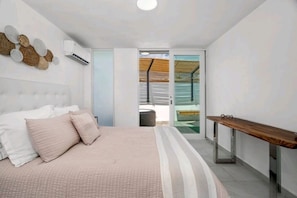3 chambres, fer et planche à repasser, Wi-Fi, draps fournis