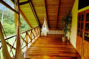 Villa Familiale, vue fleuve | Balcon