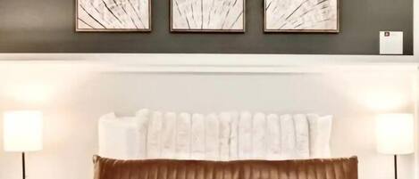 1 dormitorio, tabla de planchar con plancha, cuna de viaje y wifi gratis