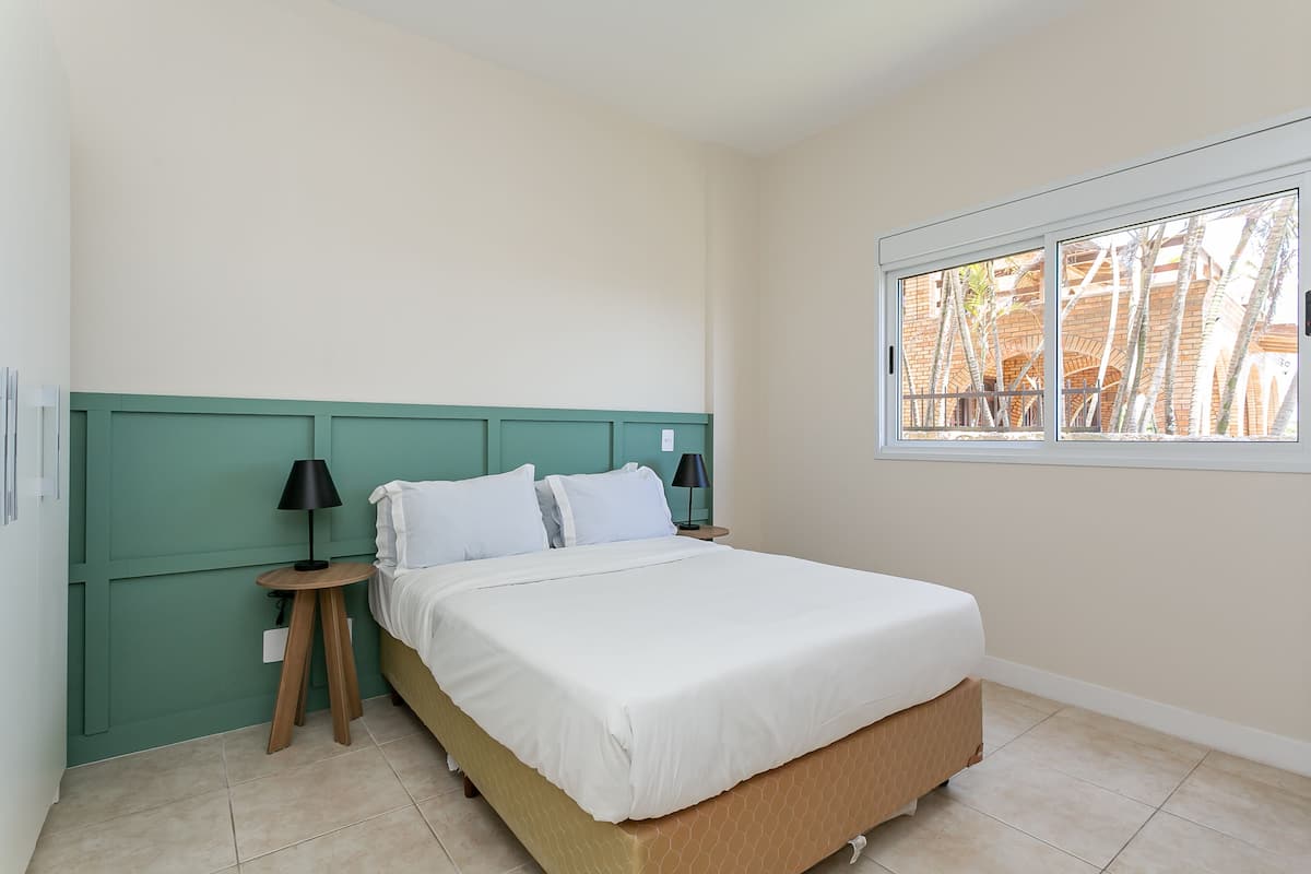 Apartment | 3 bedrooms, iron/ironing board, free WiFi, bed sheets