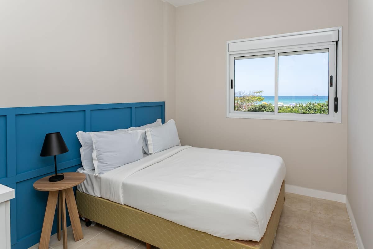 Apartment | 3 bedrooms, iron/ironing board, free WiFi, bed sheets