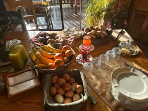 Breakfast meal