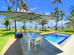 Bungalow | Pool | 4 outdoor pools