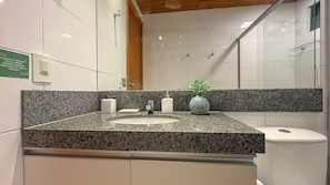 Luxury Bungalow | Bathroom - Lindos Bangalôs - Carneiros Beach Resort (Tamandaré)