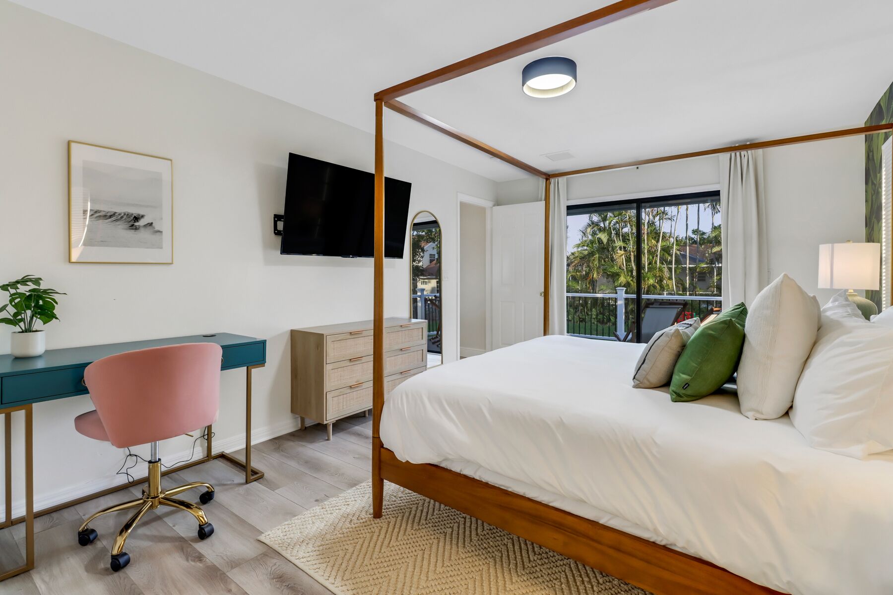 5 sovrum, skrivbord, strykjärn/strykbräda och gratis wi-fi