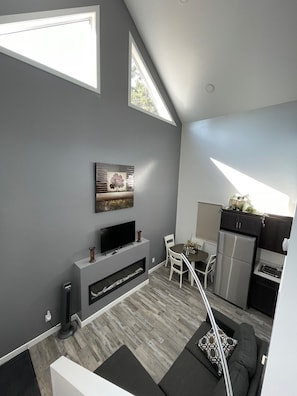 Living area - The Cottages@Gull&Castle#5 (Wasagaming)