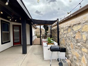 Terrace/patio - 5★ El Paso Style Casita Military Disc. (El Paso)