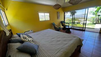 Perushuoneisto, 1 suuri parisänky, kylpyhuone makuuhuoneen yhteydessä, vuoristonäköala | Ilmainen Wi-Fi