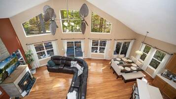 Smart TV, fireplace, video games