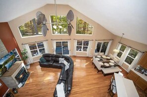 Smart TV, fireplace, video games