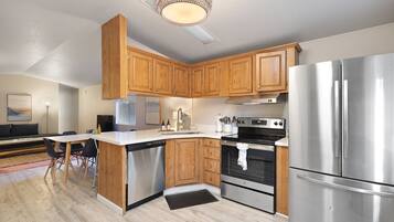 Fridge, microwave, oven, toaster