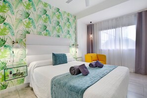 1 habitación, tabla de planchar con plancha, wifi gratis y ropa de cama 