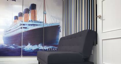 DOBLE SUITE CON DIS KING BED 2 SOFA CAMAS EN LUJOSO Y SEGURO BARRIO DE CUENCA