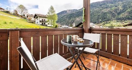 Apartment 'Collini Le Betulle' with Mountain View, Private Garden and Balcony