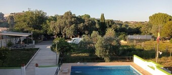 Holiday Home 'Villa Verde' with Shared Pool, Wi-Fi and Air Conditioning