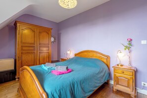 3 habitaciones, wifi gratis y ropa de cama