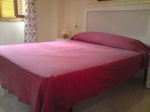 2 chambres, accès au Wi-Fi (inclus), literie fournie