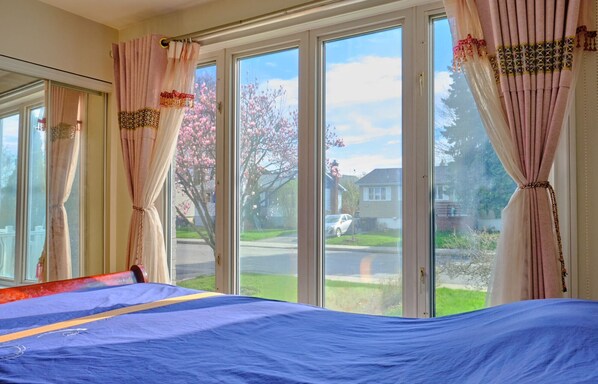 3 soverom, strykejern/-brett, wi-fi og sengetøy