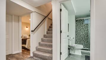 1 bedroom, iron/ironing board, Internet, bed sheets