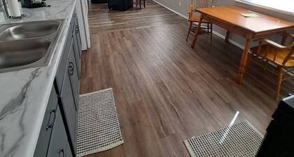 Charming Magnolia Apartment