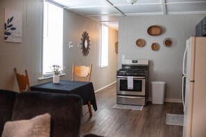Interior - Charming Magnolia Apartment (Magnolia)