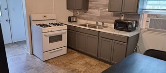 Cozy Magnolia Apartment