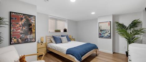 Deluxe Apartment | 2 bedrooms, premium bedding, down comforters, individually decorated