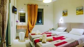 3 Schlafzimmer, Bügeleisen/Bügelbrett, Reisekinderbett, Internetzugang