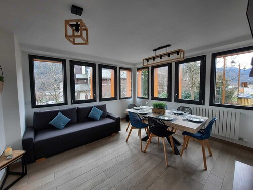Bel appart 55 m2 - 4/6 pers - moderne & lumineux - proche funiculaire & commerce