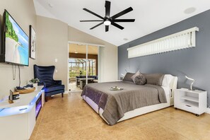 4 habitaciones, tabla de planchar con plancha y cuna de viaje